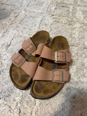Women's Birkenstock Big Buckle Arizona Sandals, Nubuck